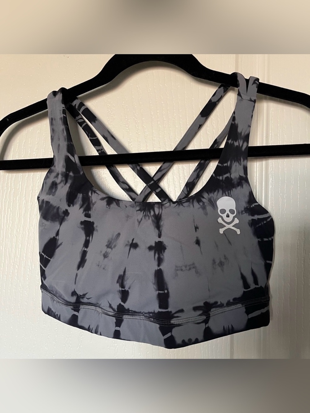 Lululemon Black/Gray, Tie-Dyed, White Skull Logo On Left Side Sports Bar Size 4